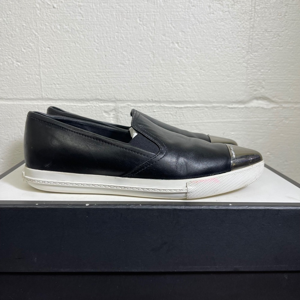 Miu Miu Black Leather Metal Cap Toe Pointed Toe Flats Slip On Womens 36 EU/6 US